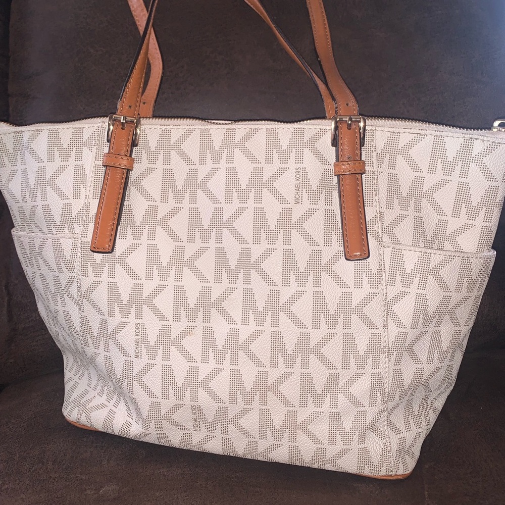 MICHAEL KORS HANDBAG - Picture 2 of 5